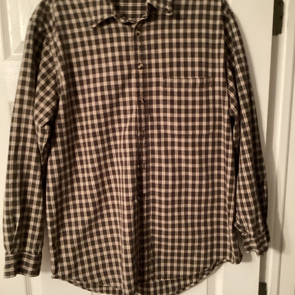 Arrow plaid long sleeve shirt